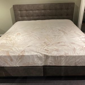 Showroommodel boxspring Preston