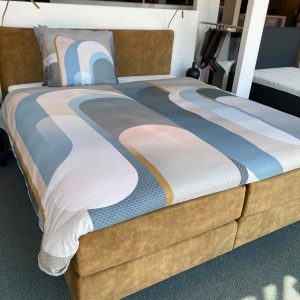 Showroom Cinderella boxspring